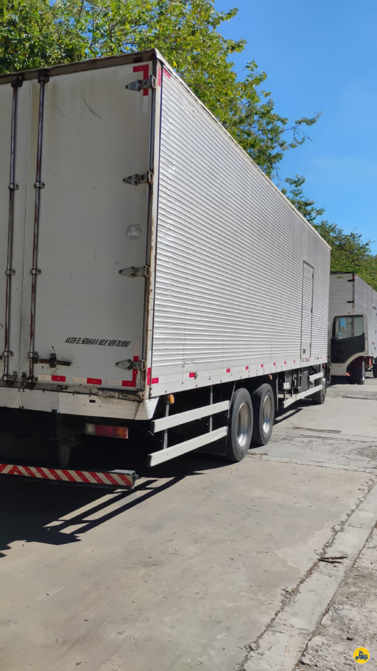 CAMINHAO MERCEDES-BENZ MB 2426 Baú Furgão Truck 6x2 Sérgio Caminhões Repasse JOINVILLE SANTA CATARINA SC
